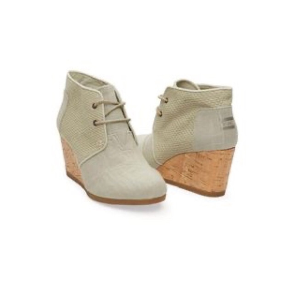 TOMS Desert Wedge Textured Burlap in Agate- 9.5